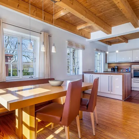 Preetz 1a - Idylle Unter Reet *