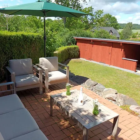 Preetz 1a - Idylle Unter Reet Casa vacanze Burtevitz
